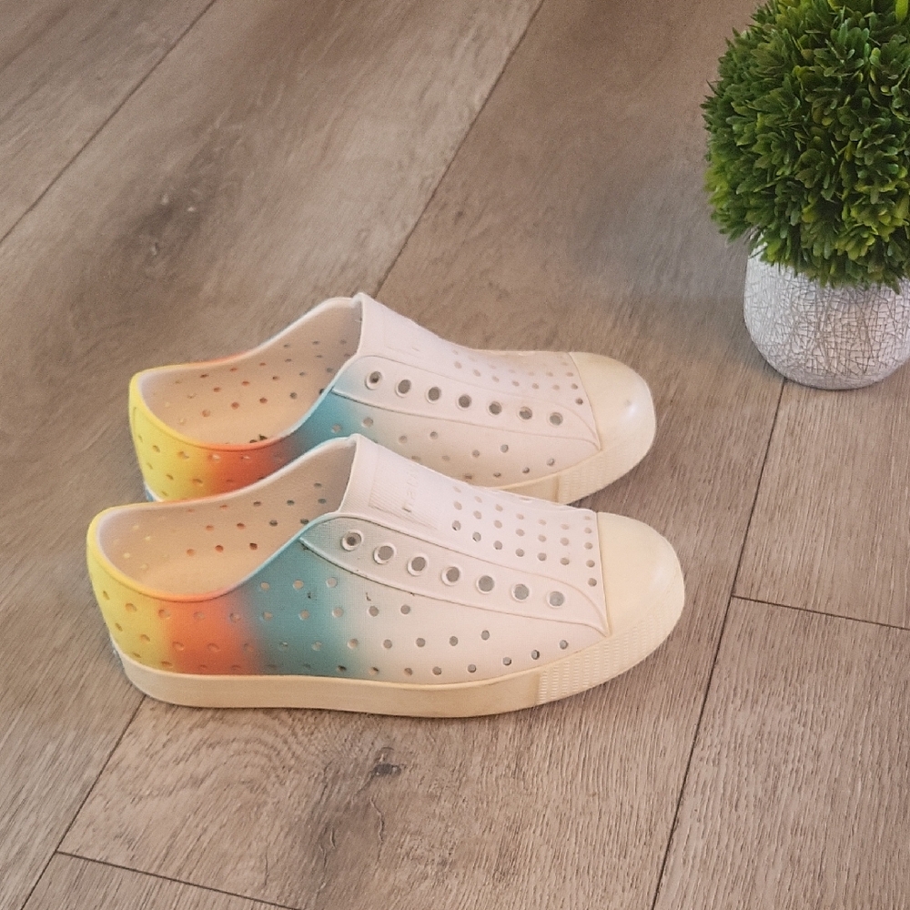 Native l Size 13 l Colorful Kids Slip-On Shoes